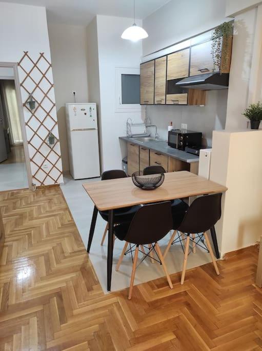 Alexandra 'S Home 아테네 외부 사진